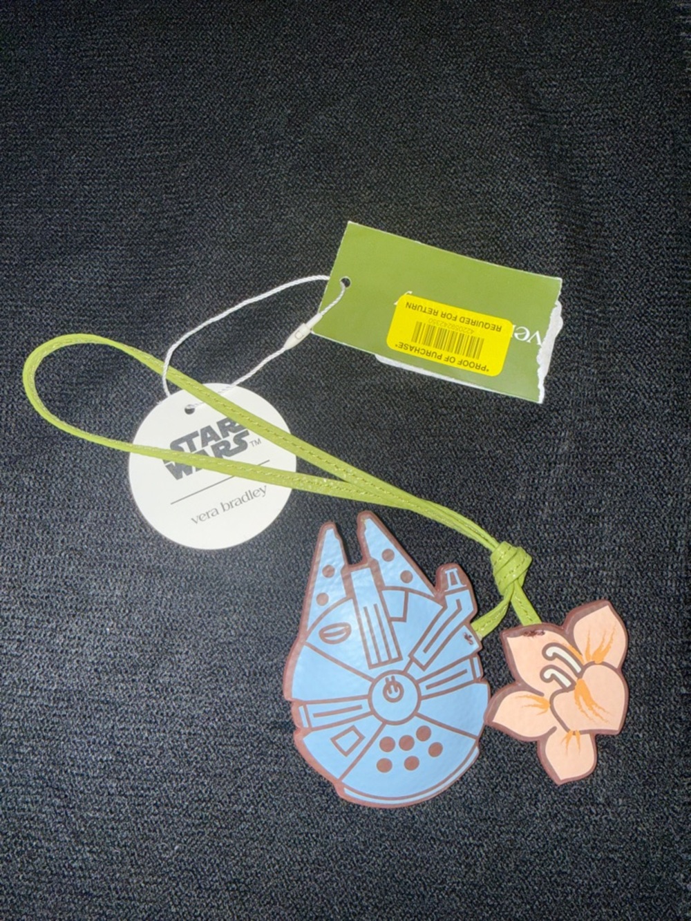 Vera Bradley Star Wars millennial  falcon bag, charm, new with tags - Picture 3 of 5